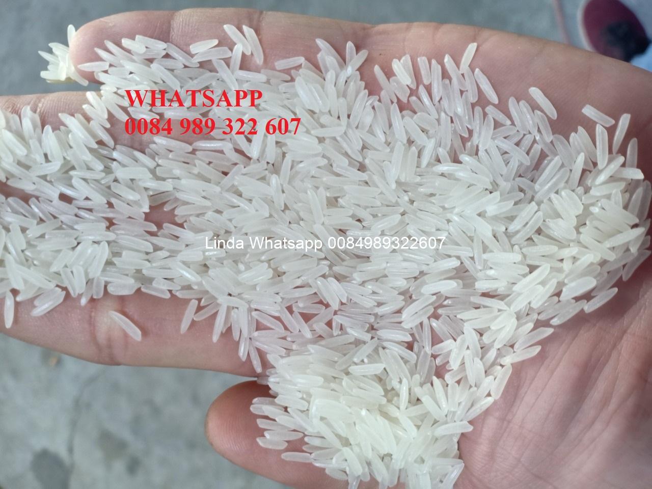 Long grain white rice ST24